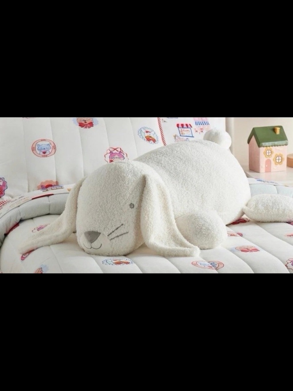 Pillowfort Jumbo Boucle Bunny weighted Plush Pillow. (3lbs)
31 x 21 inches